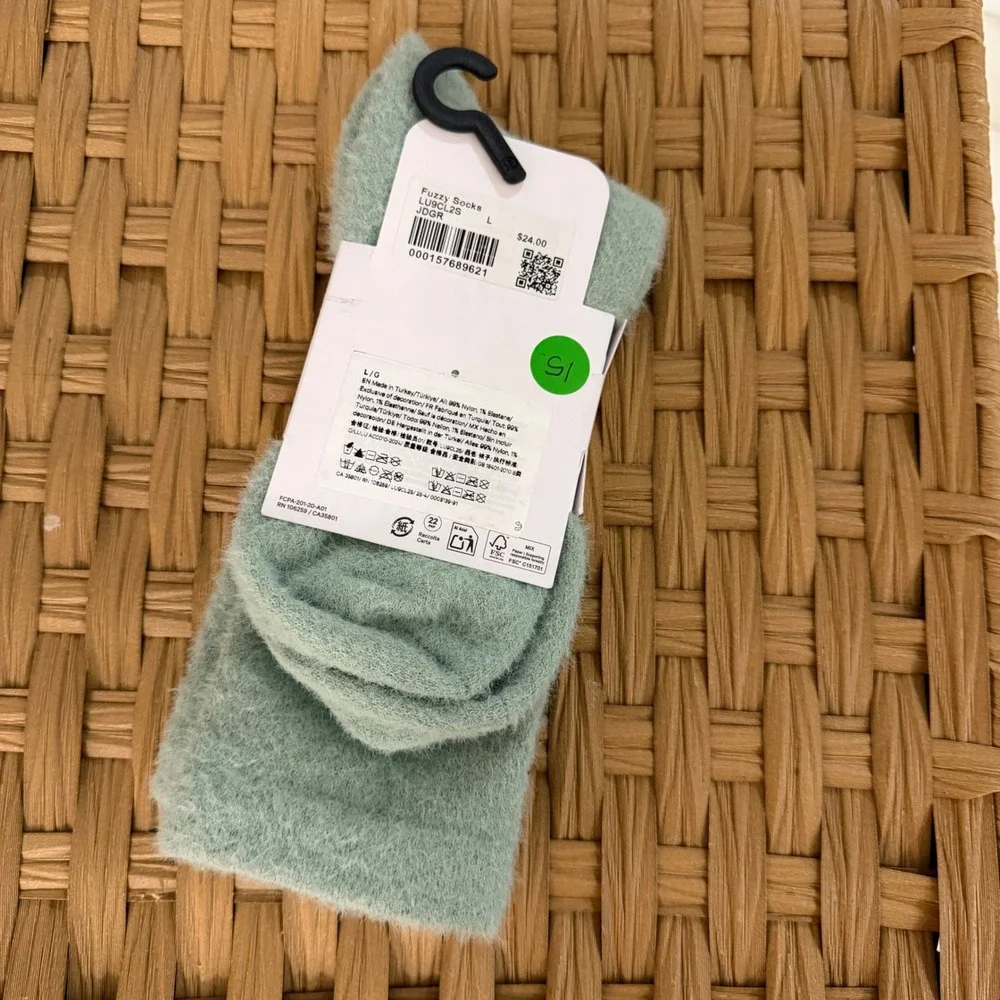 Lululemon Fuzzy Socks Jade Grey Crew Length Unisex Large NEW Cozy
